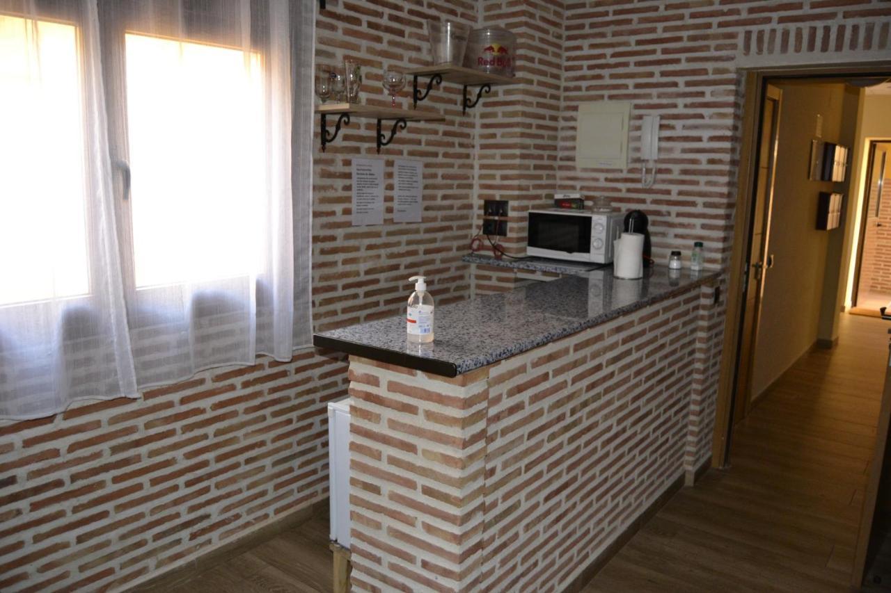 Apartamentos "Casa Rural De Aldea" Aldea del Fresno Екстер'єр фото