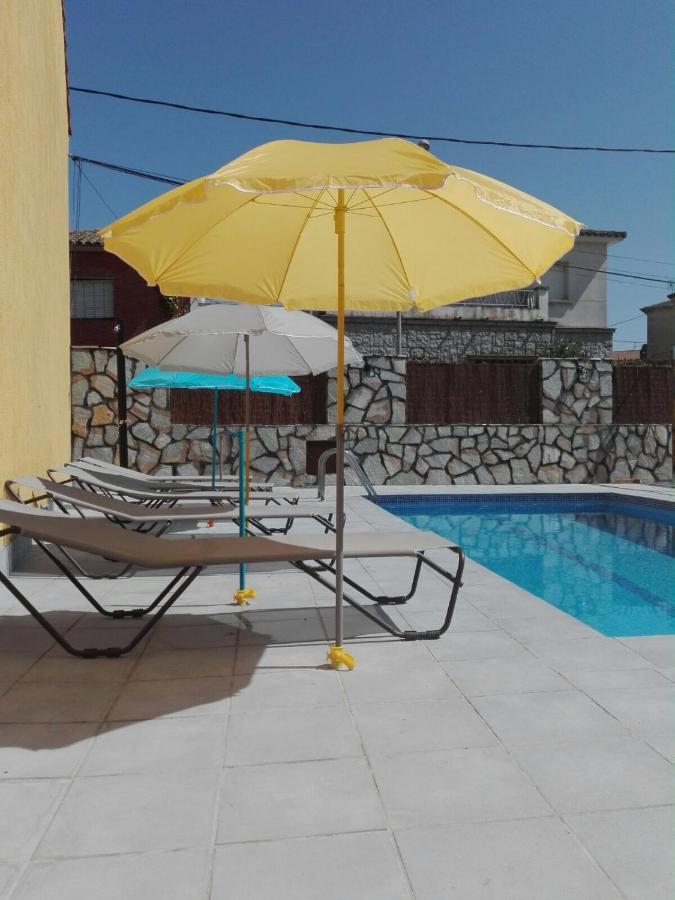 Apartamentos "Casa Rural De Aldea" Aldea del Fresno Екстер'єр фото